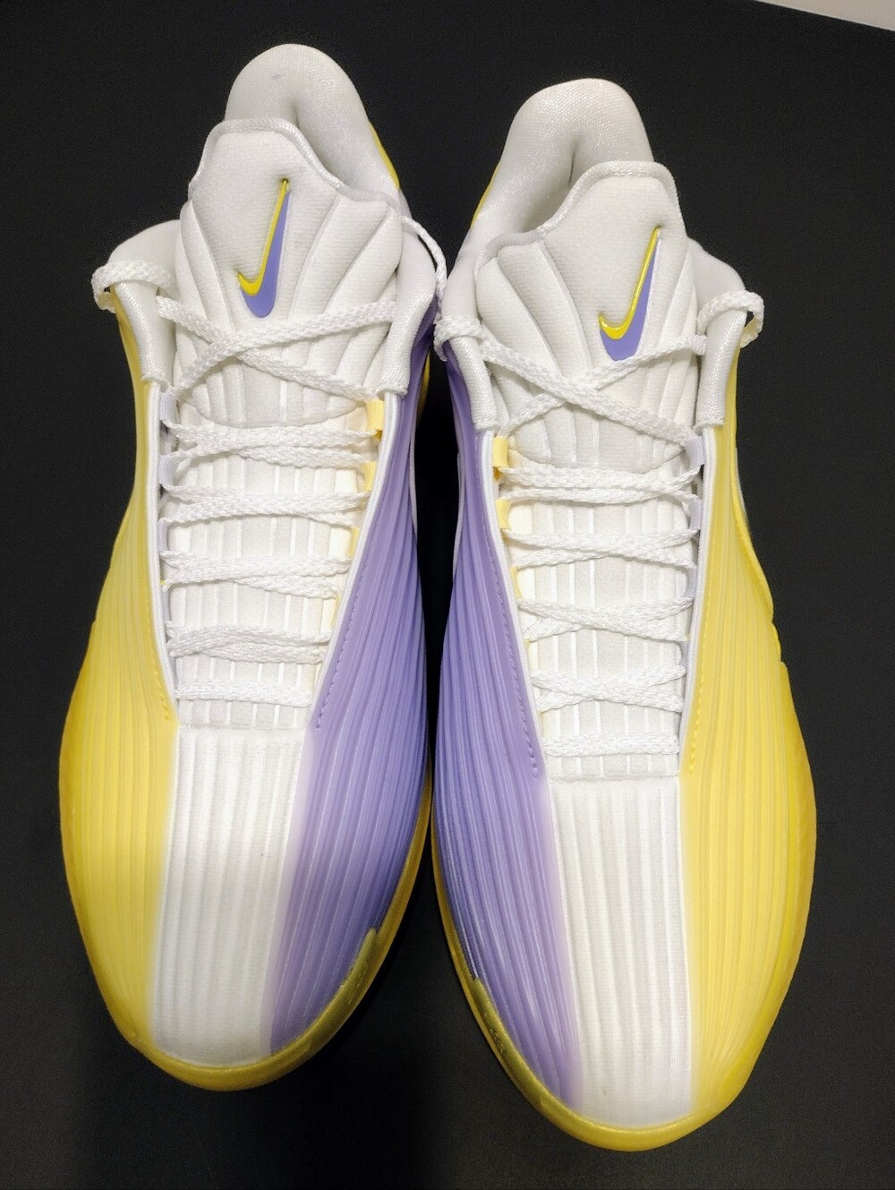 Nike Air Zoom GT Cut 3 Turbo Men's 10.5 Basketball Sneakers Lt Purple/Yellow